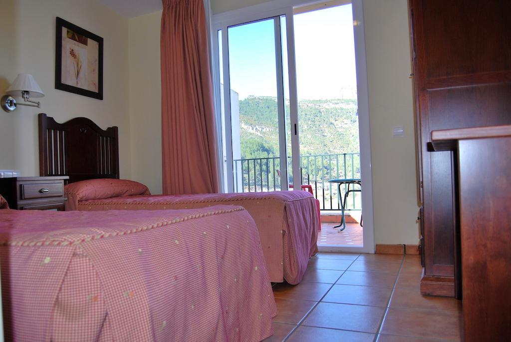 Hotel La Piedra Del Mediodia Cirat Pokoj fotografie