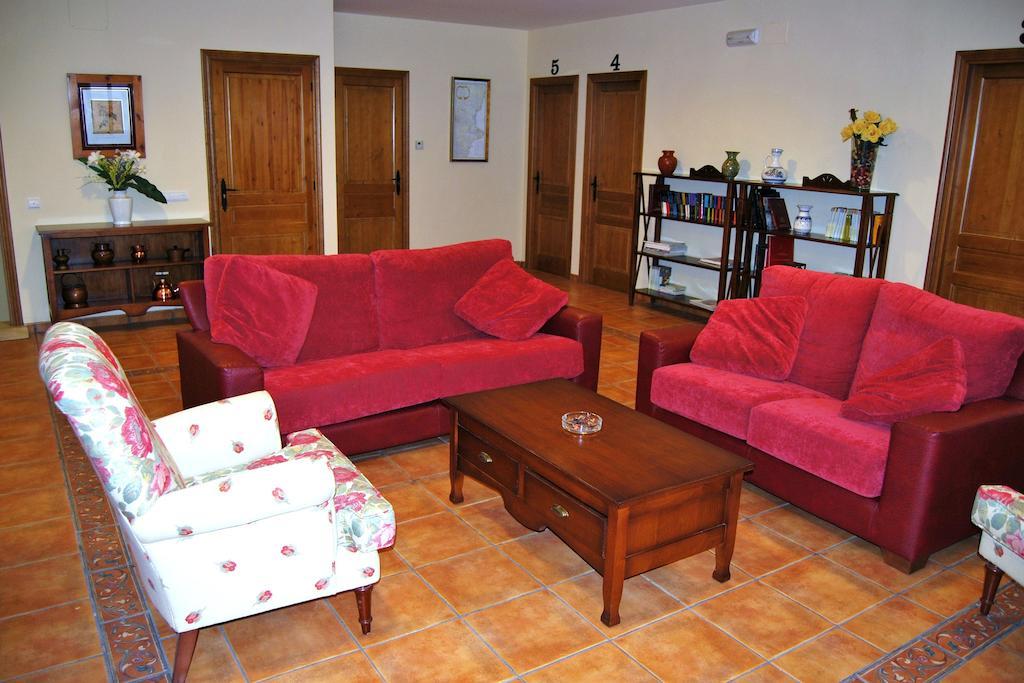 Hotel La Piedra Del Mediodia Cirat Exteriér fotografie