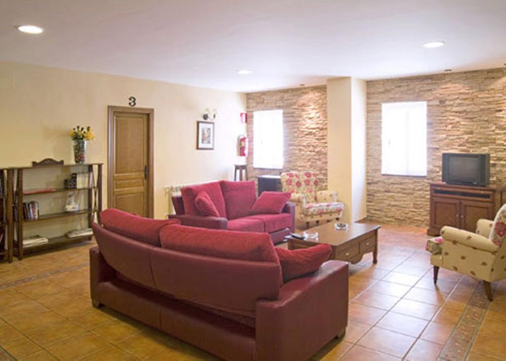 Hotel La Piedra Del Mediodia Cirat Exteriér fotografie